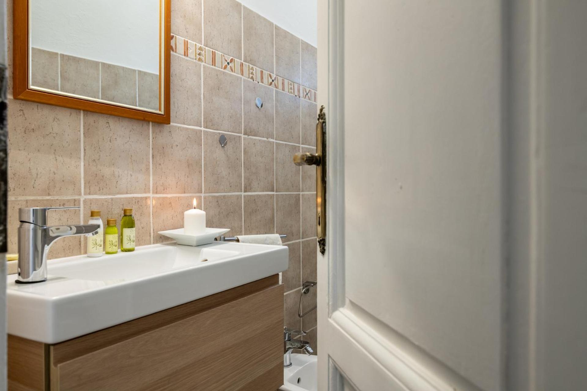 Appartement Elegantia In By Pleiades Pisa